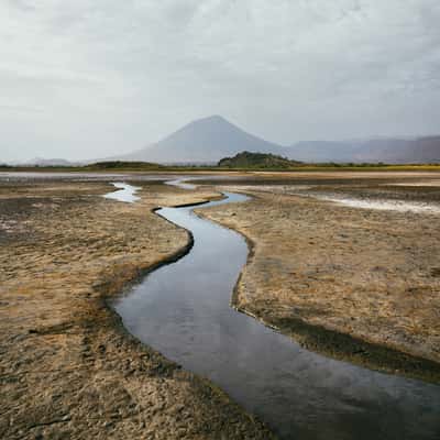 Lake Natron veins to Ol Doinyo Lengai, Tanzania