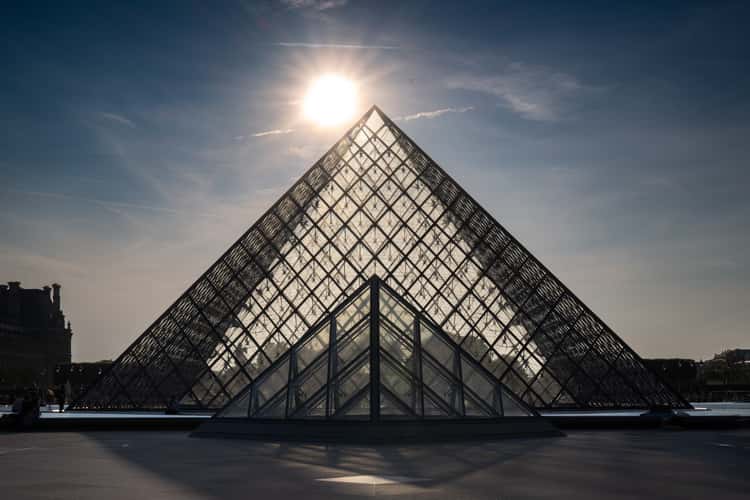 Louvre curiousity, Paris