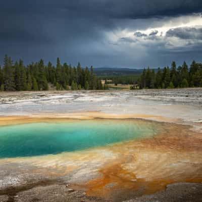 Opal Pool, Yellowstone National Park, USA