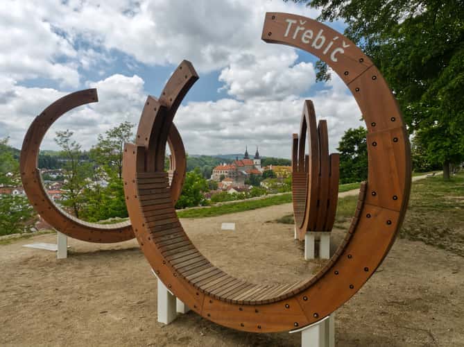 Photographic spot with a view of the castle