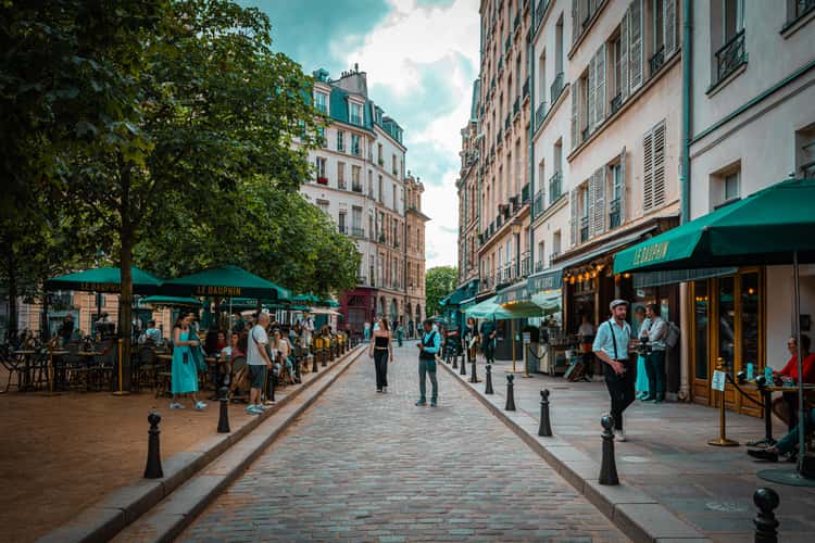 Place Dauphine, Paris