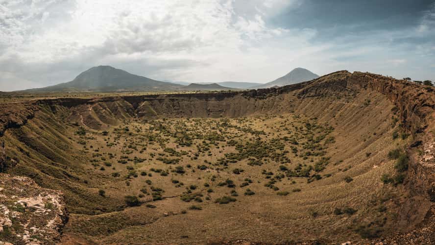 Shiro la Mungu Crater