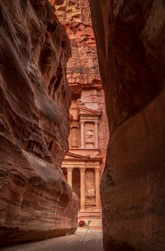 Treasure house - Petra