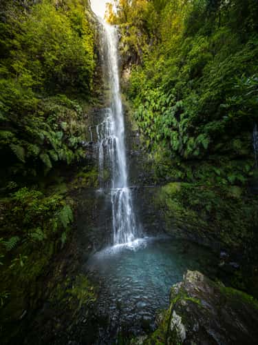Unnamed waterfall in Levada do Caldeirão Verde PR9