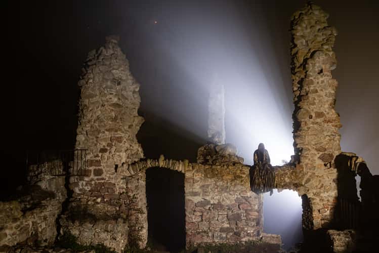 Wächter der Zeit, Burgruine Waxenberg
