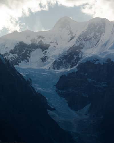 White Glacier Passue