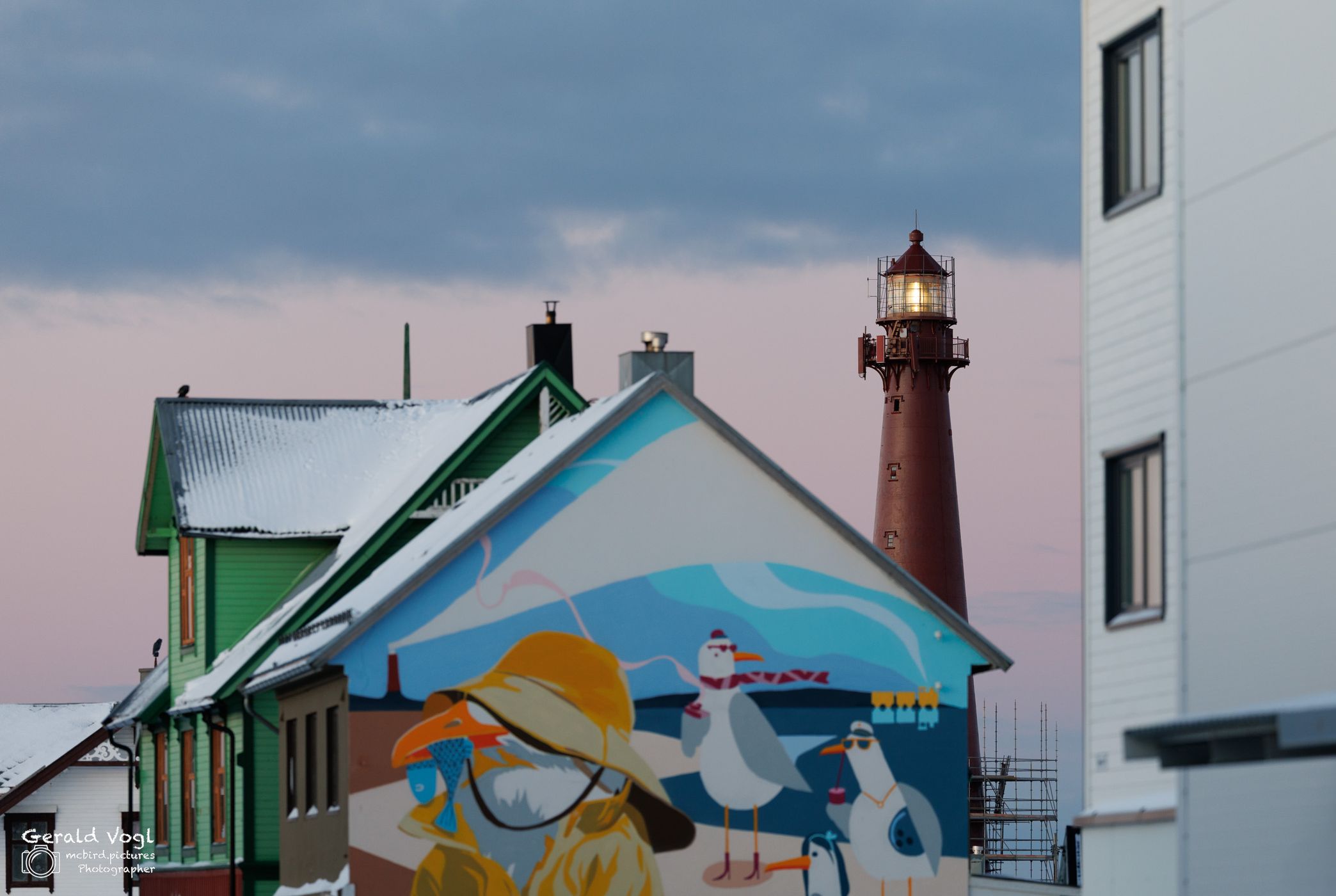 Andenes Fyrtarn Leuchtturm mit Merilokkigraffiti, Norway
