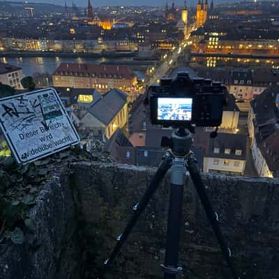 <b>Behind the Scenes</b> | photo by <a href="/@tilmh">Tilmann Häberle</a>