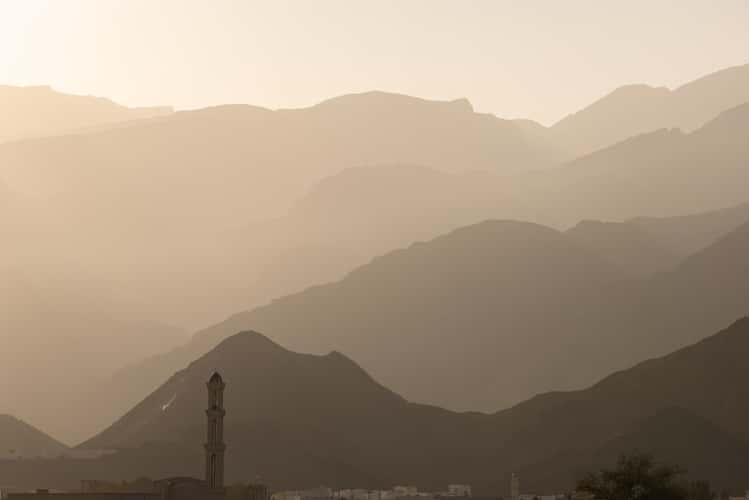 الهوب view from Oman Oil Service Station