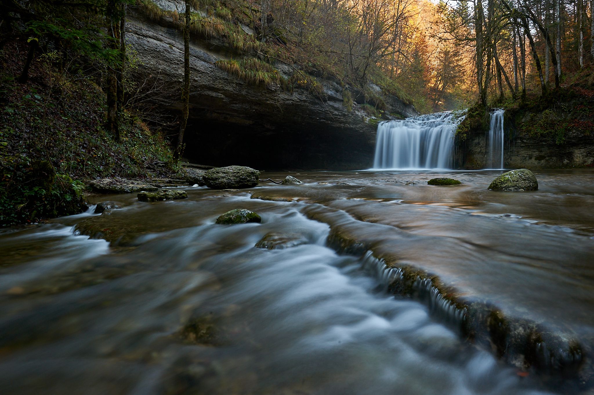 Le Gour Bleu - Cascades du Hérisson, France
