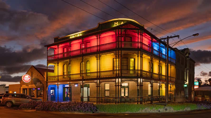 Mac's Hotel, Portland, Victoria