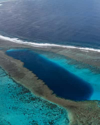 Oundjo Blue Hole