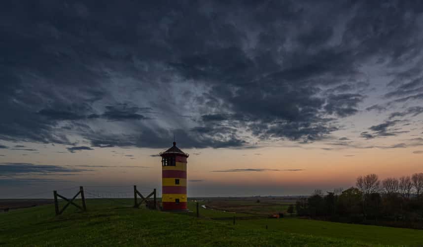 Pilsum Lighthouse