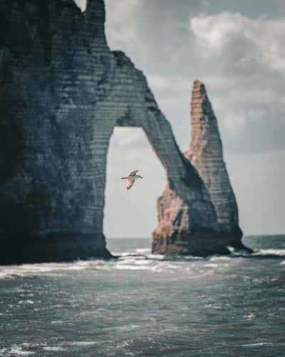 Porte d'Aval avec l'Aiguille à Étretat