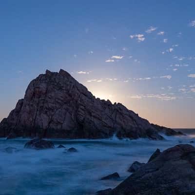 Sugarloaf Rock, Australia