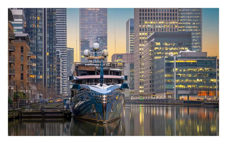 West India Dock, Canary Wharf.