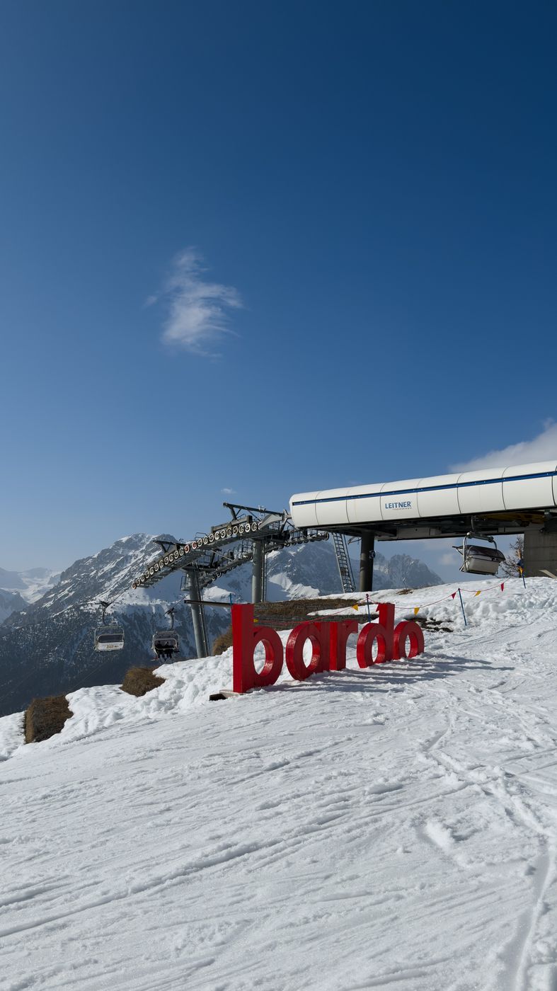 Bardo scritta, Italy