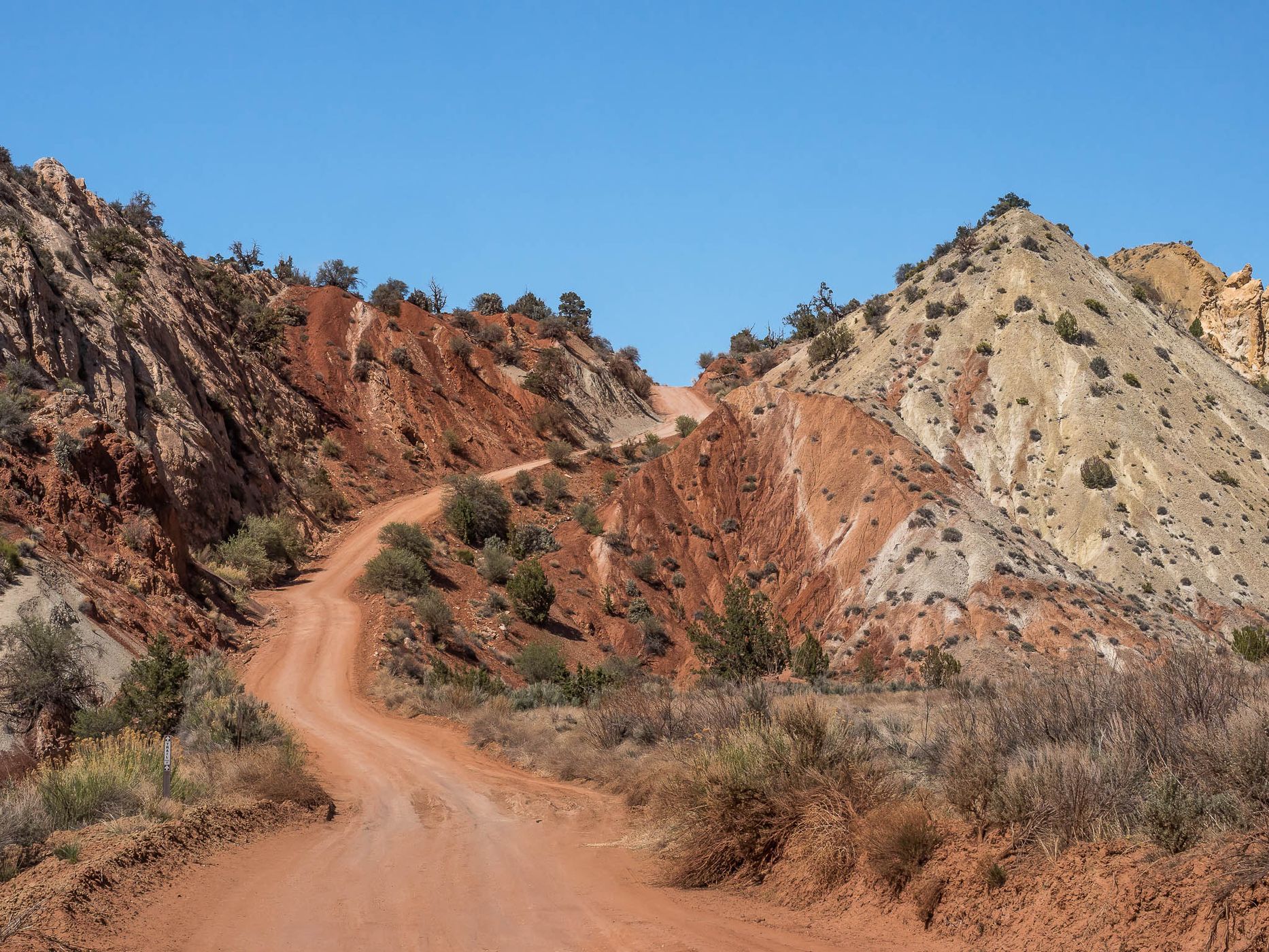 Cottonwood Canyon road, USA