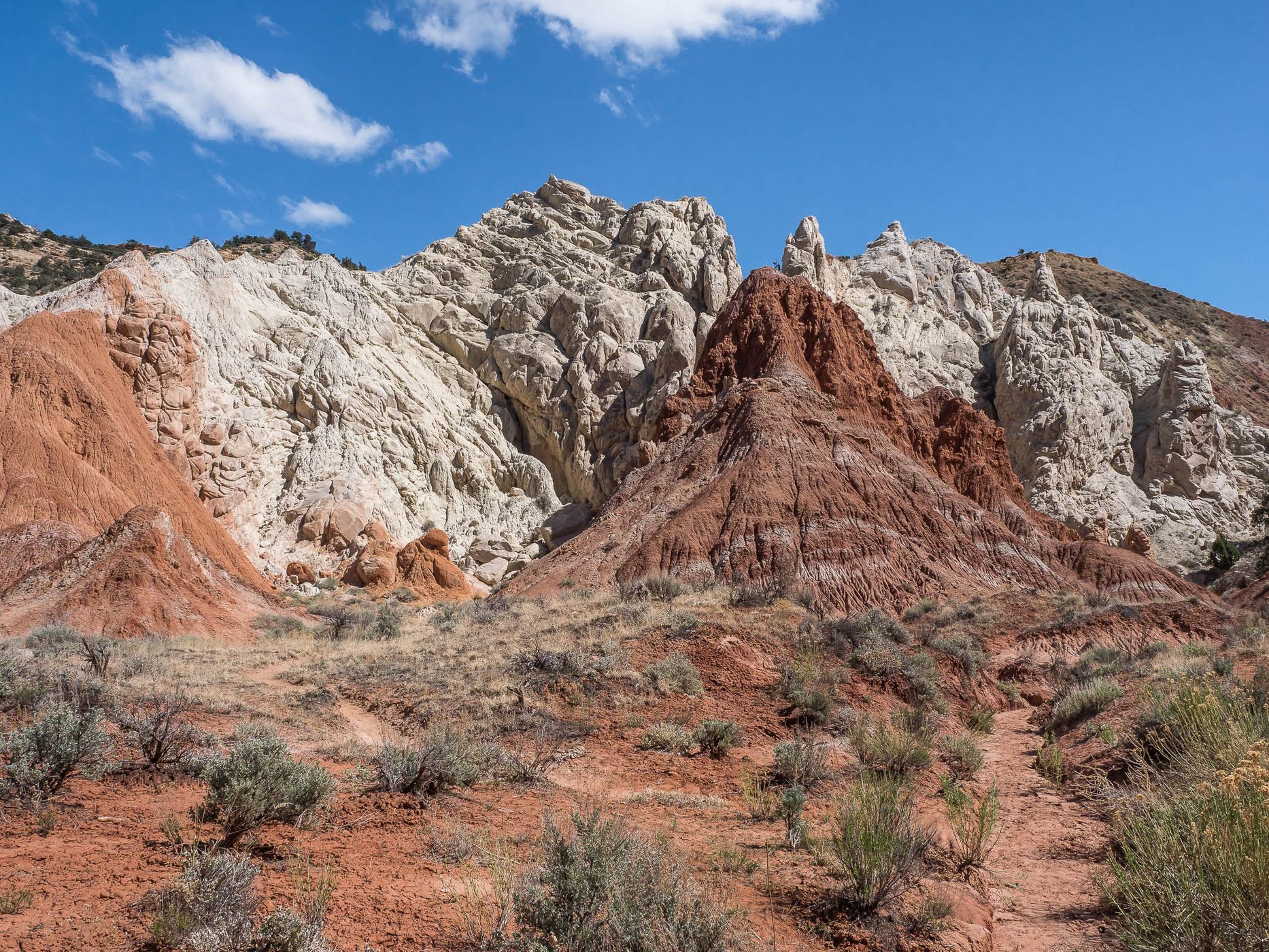 Cottonwood Canyon road, USA