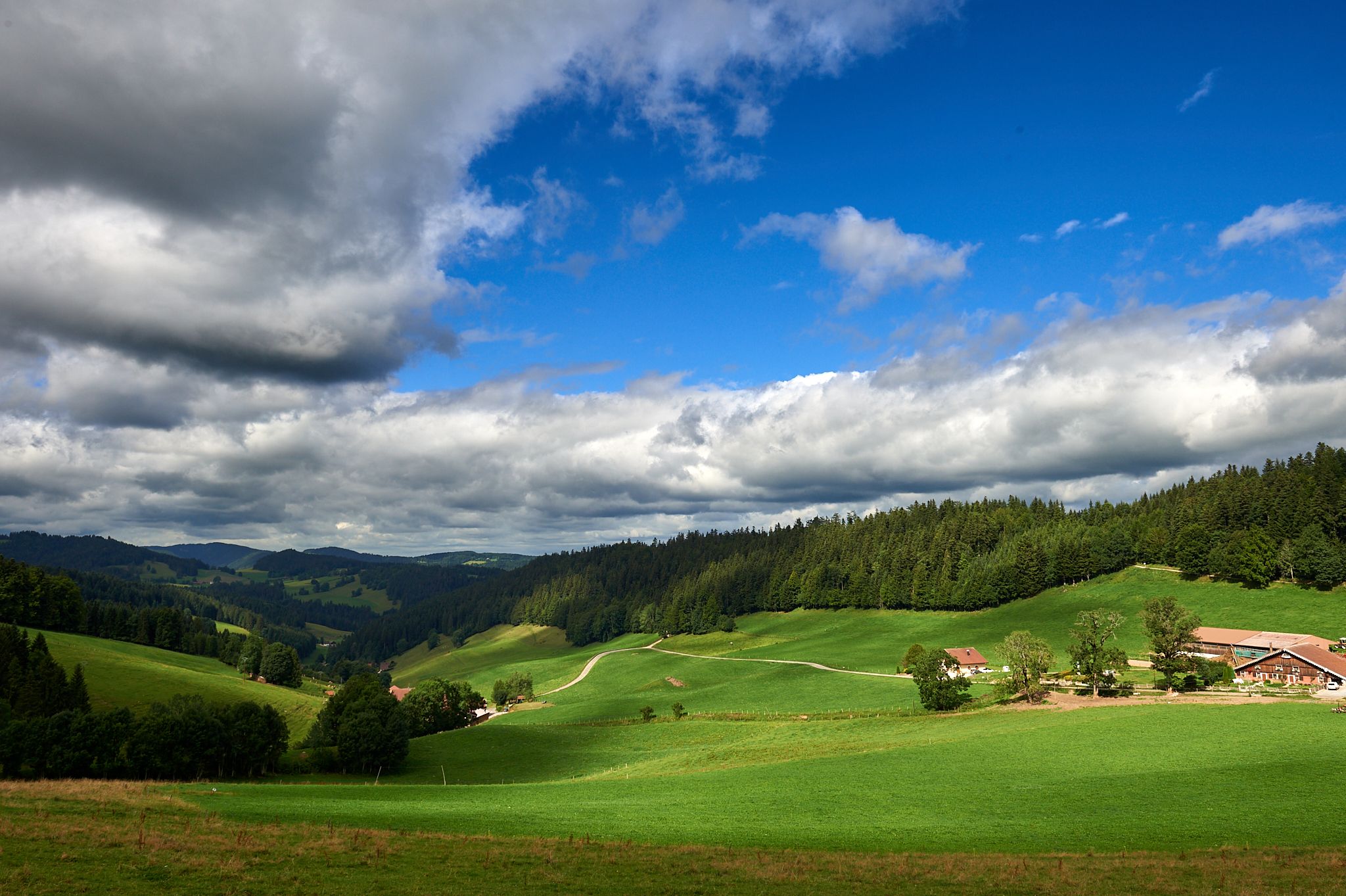 Derrière le Mont, France