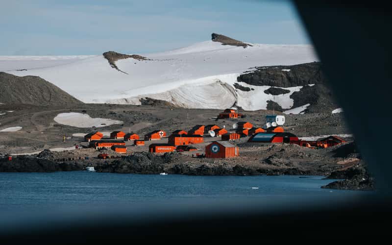 Esperanza Base, Antartica