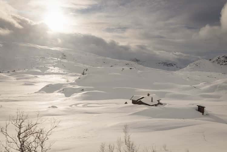 House in the snow Oslo to Bergen