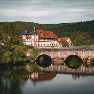 Huttenschloß - Alte Saalebrücke, Germany