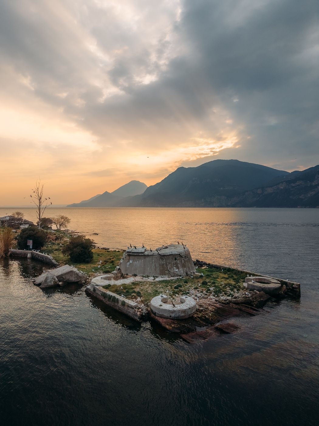 Isola di Trimelone, Italy