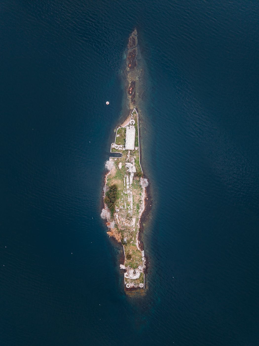 Isola di Trimelone, Italy