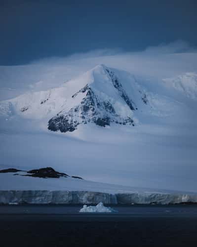 Joinville Island Mountains