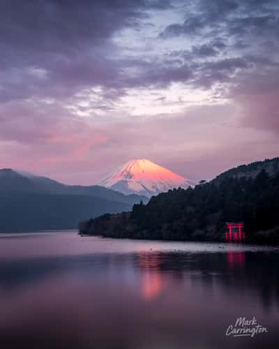 Lake Ashi and the Hakone Shrine