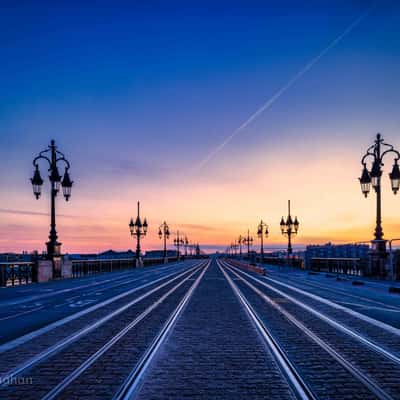 Pont de Pierre Bridge, Bordeaux, France