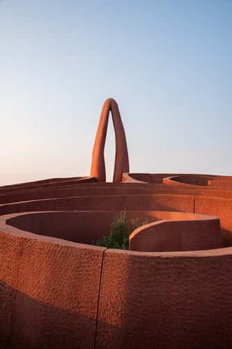 Ariane's Labyrinth