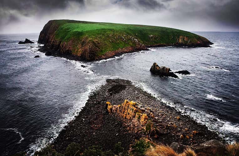 Courts Island