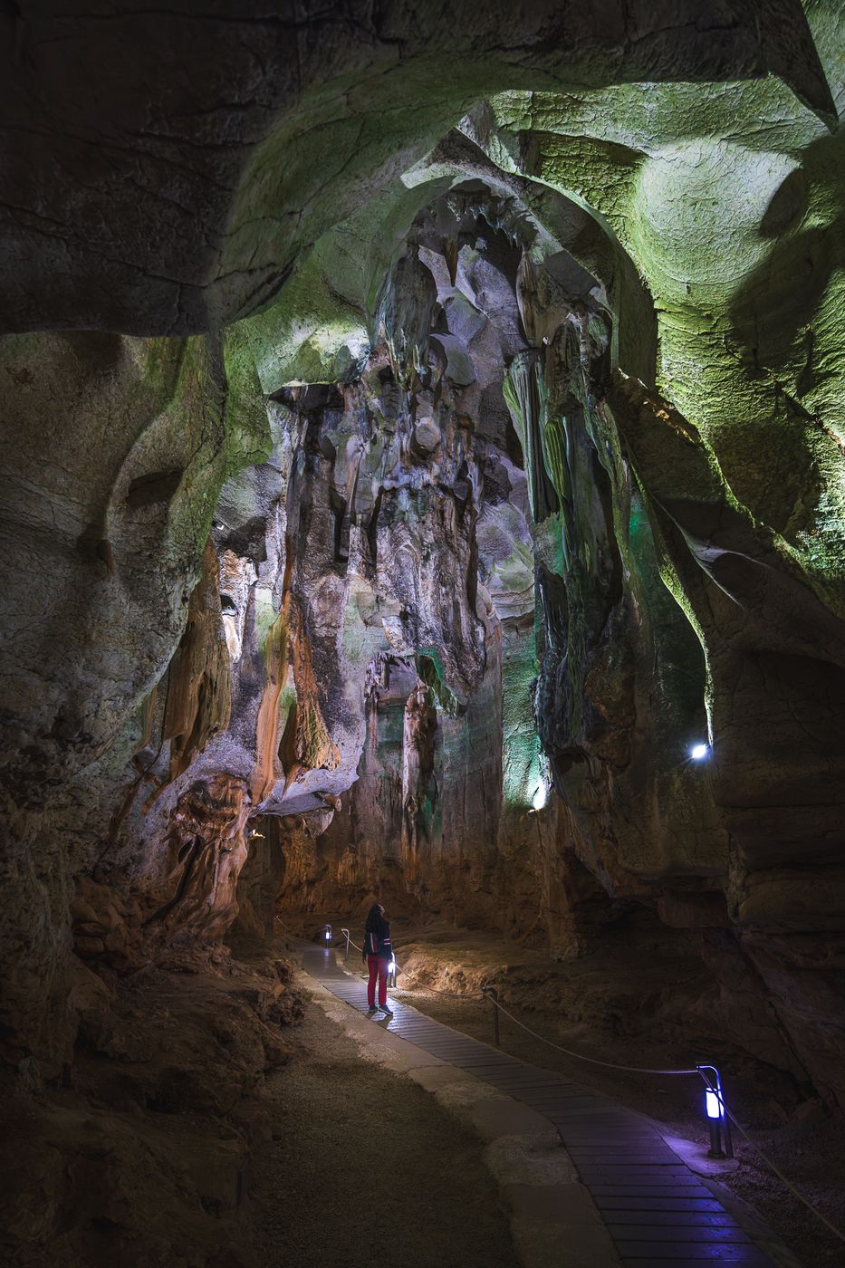 Cova de les Calaveres, Spain