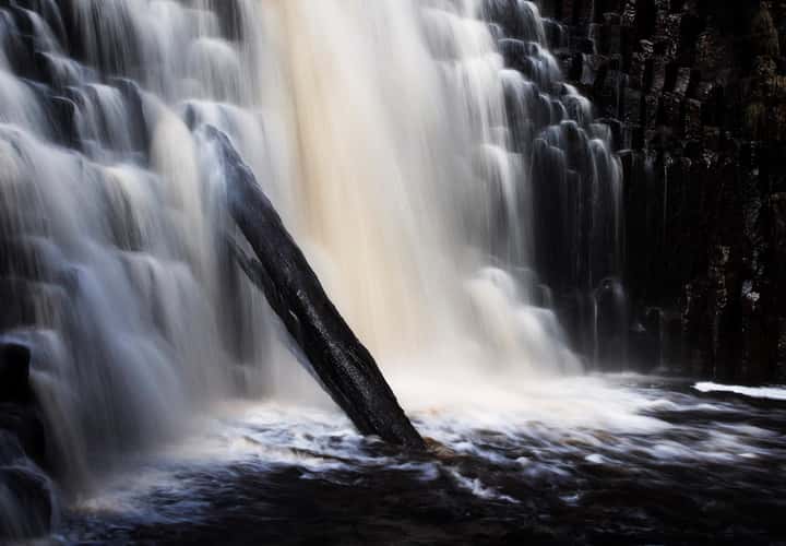 Dip Falls