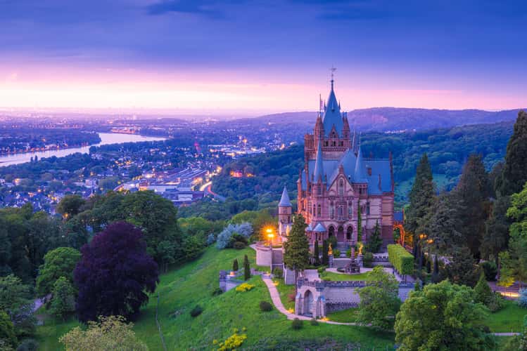 Drachenburg Castle, Drachenfels