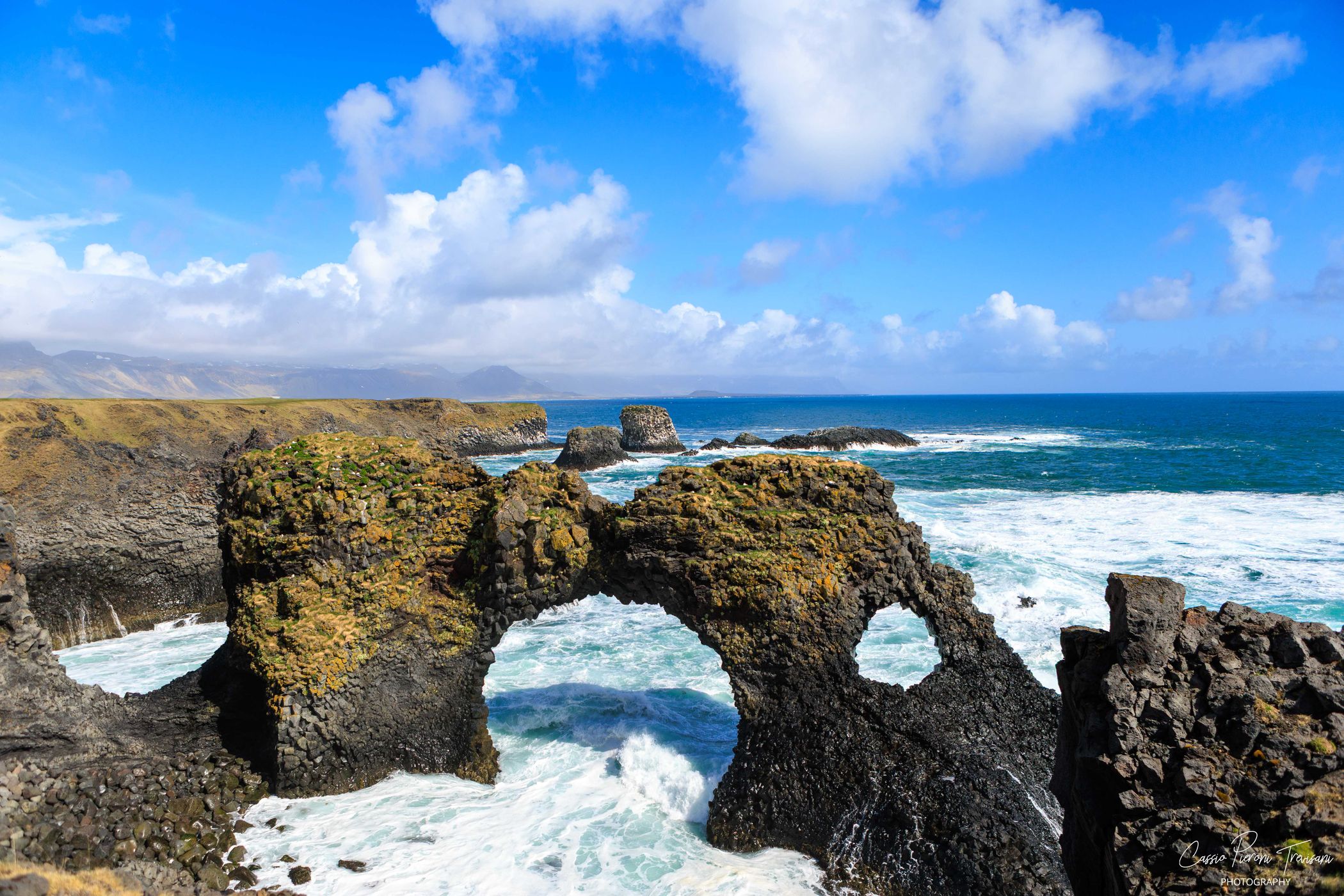 Gatklettur Stone Arch, Arnarstapi, Iceland