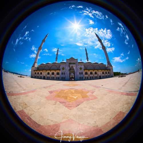 Grand Çamlıca Mosque