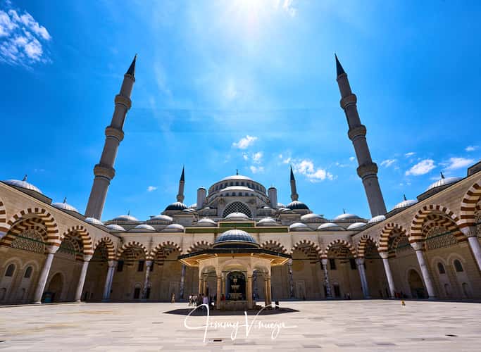 Grand Çamlıca Mosque
