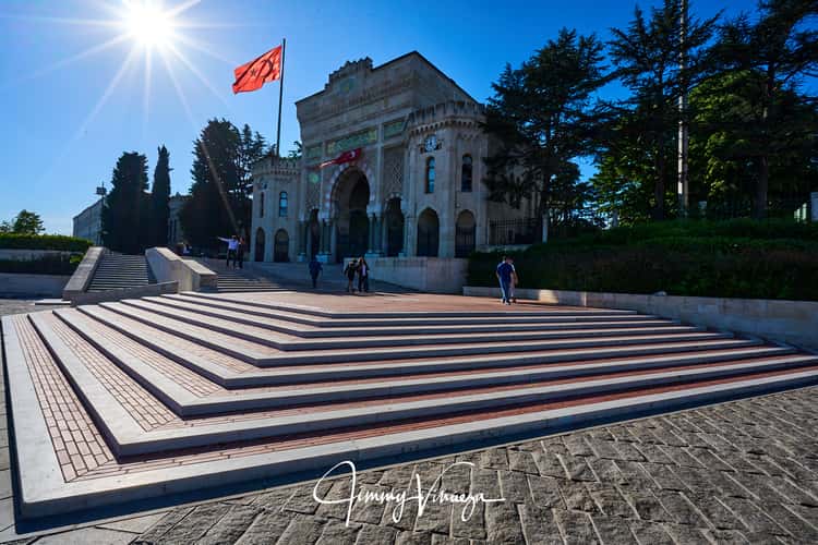 Istanbul University