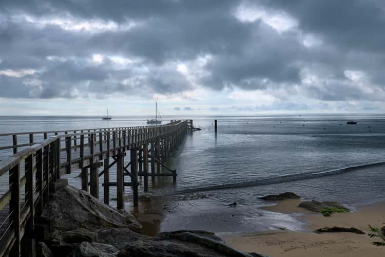 'La Pointe des Dames' pier