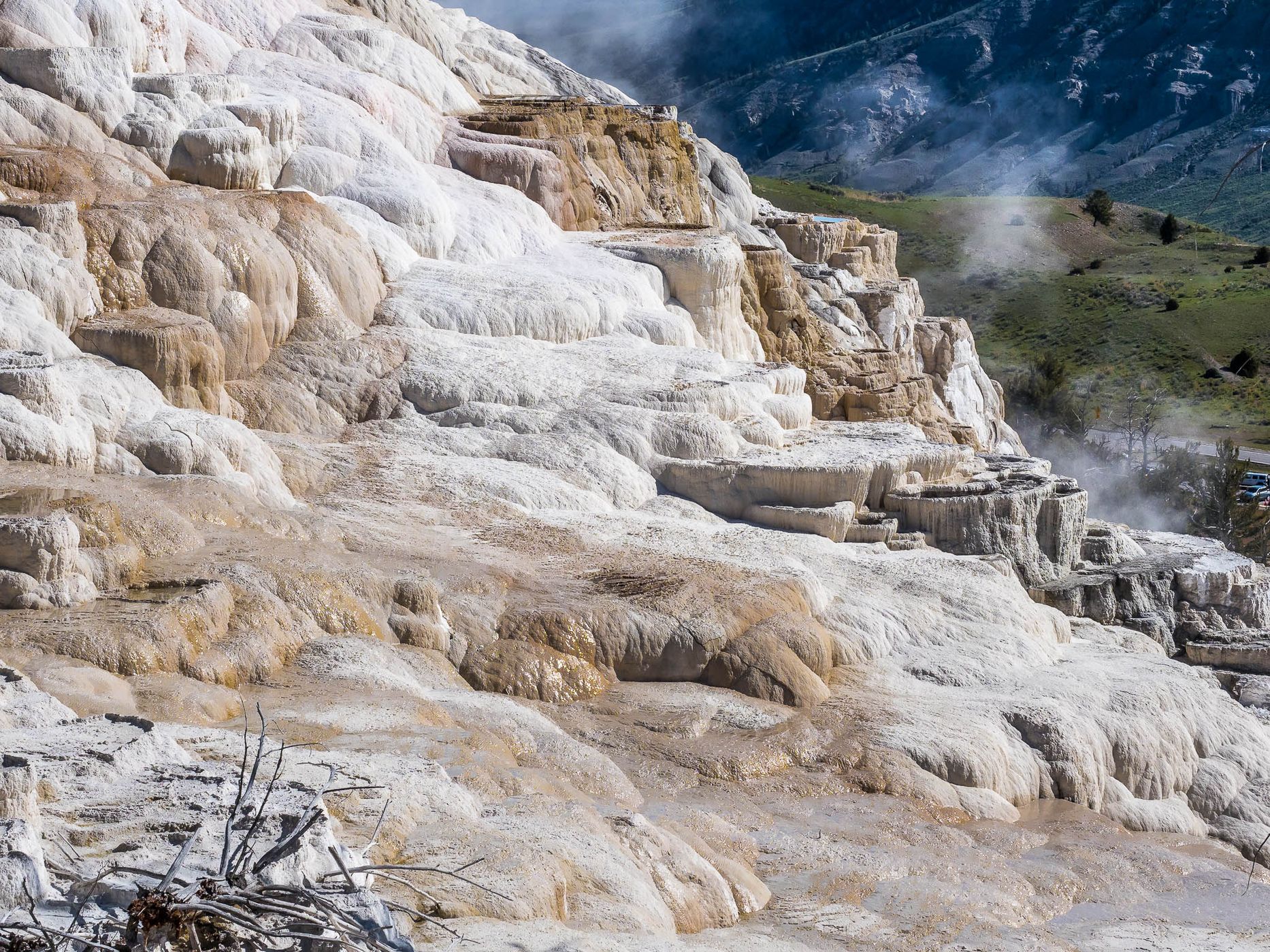 Mammoth Hot Springs, Yellowstone National Park, USA