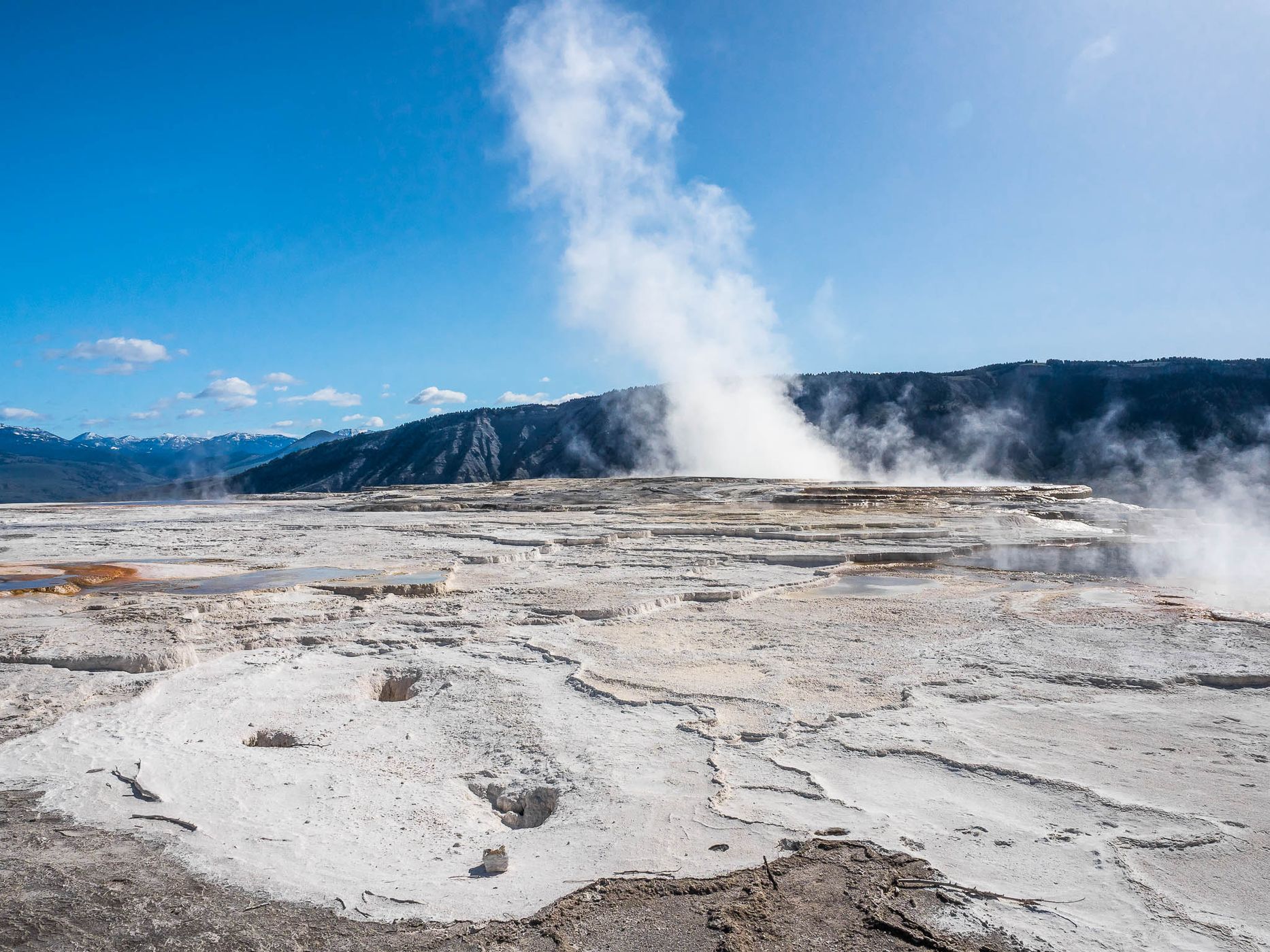 Mammoth Hot Springs, Yellowstone National Park, USA