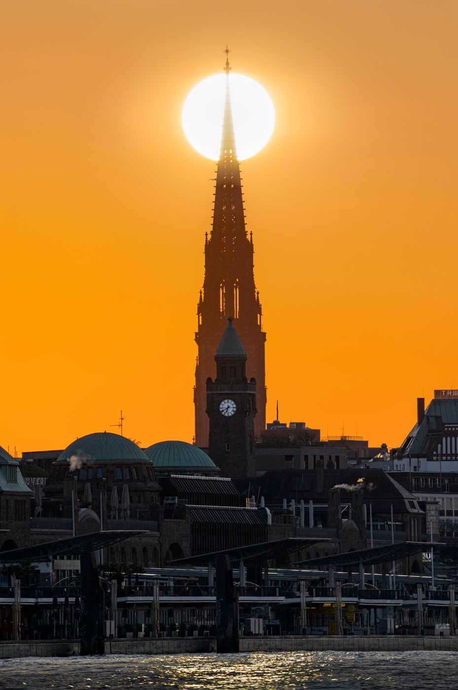 Pegelturm und Nikolaiturm, Germany