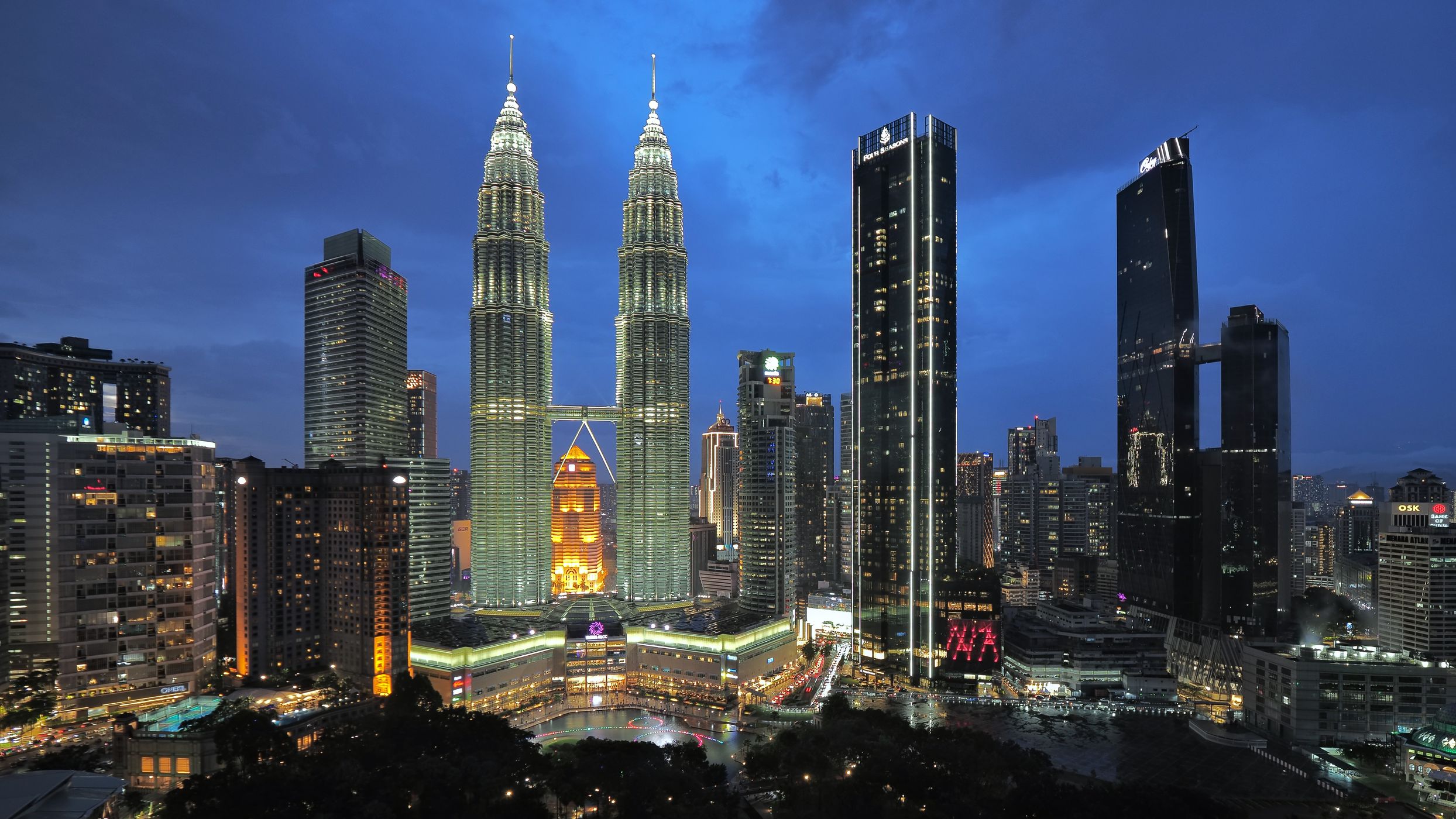 Petronas Towers - Traders Hotel viewpoint, Malaysia