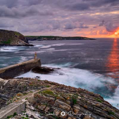 Port beacon from Mirador de la Atalaya Viewpoint, Spain