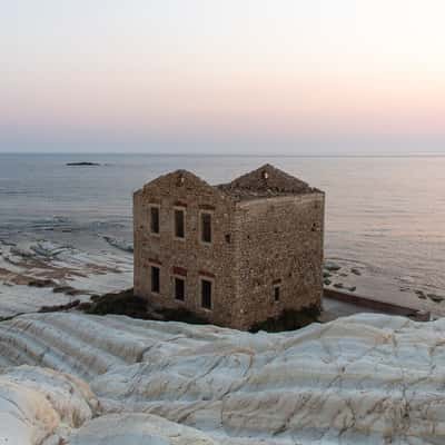 Punta Bianca, Italy