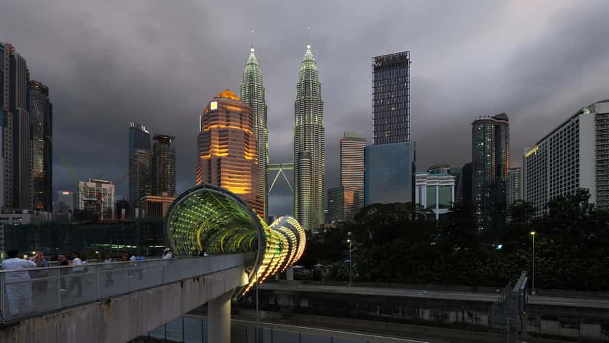 Saloma bridge