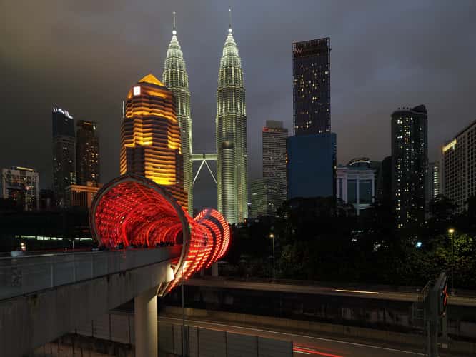 Saloma bridge